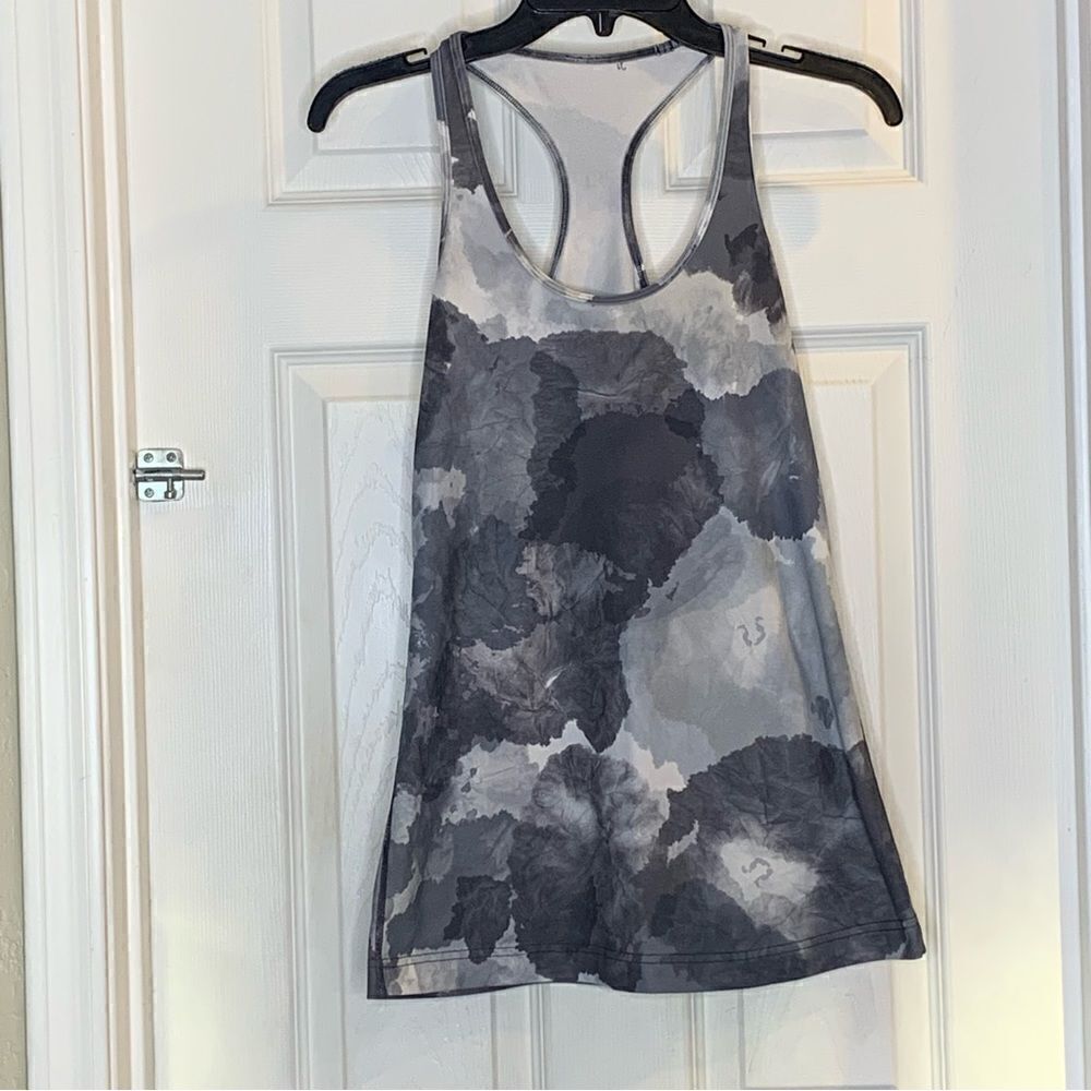 LULULEMON Diamond Dye Silver Grey Align Waist Length Tank Top Size 6: